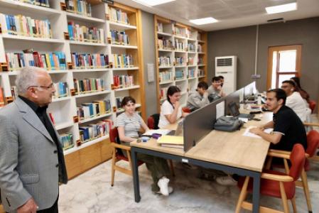 media-library6AuID6