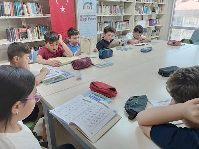 media-library4UOoSO