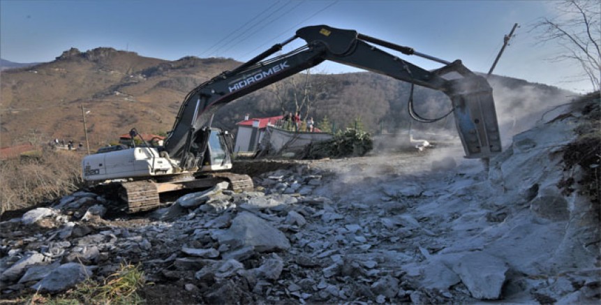25 YILLIK YOL HASRETİNE SON VERDİ