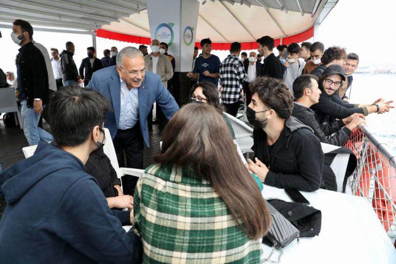 ODÜ'LÜ ÖĞRENCİLERİN GEMİ TURU