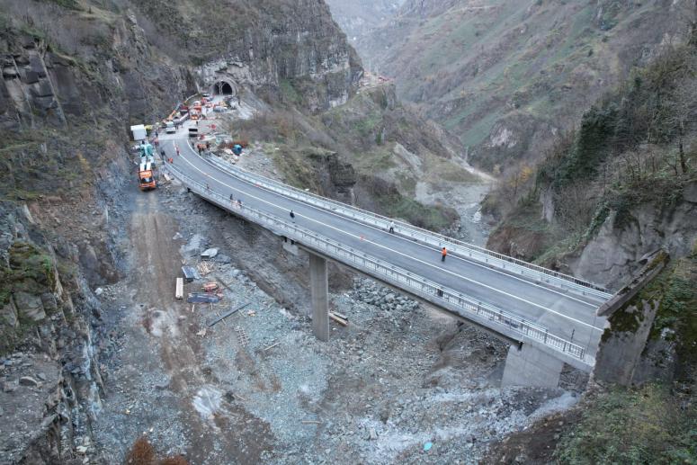 Karadeniz-Akdeniz Yolu Yeniden Ulaşıma Açıldı