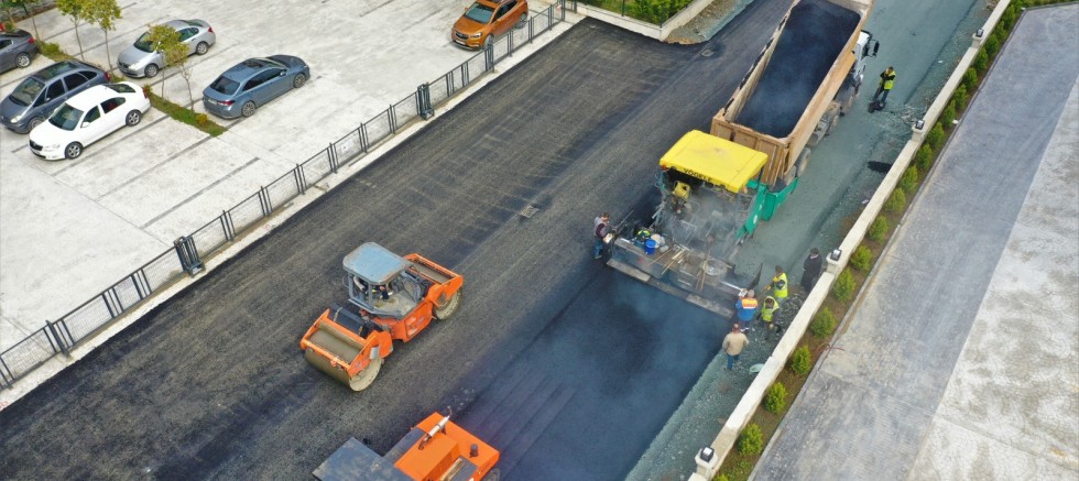 ALTINORDU ALTYAPI VE SICAK ASFALT ÇALIŞMALARINA TAM GAZ DEVAM EDİYOR