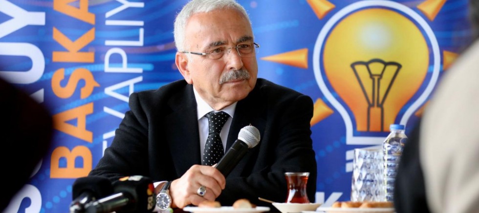 BAŞKAN GÜLER, 1 GÜNDE 3 MAHALLEYİ ZİYARET EDEREK VATANDAŞLARI DİNLEDİ 