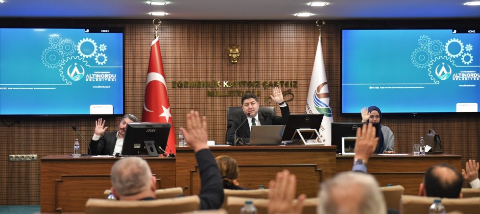 BAŞKAN TÖREN, “2022 YILI ALTINORDU’NUN YATIRIM YILI OLACAK”