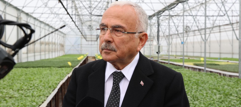 BÜYÜKŞEHİR, 5 YILDA 4 MİLYON SEBZE FİDESİ DAĞITTI