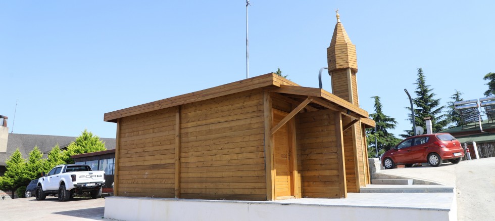 BÜYÜKŞEHİRDEN BOZTEPE’YE YAKIŞIR MESCİT 
