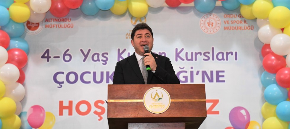 ÇOCUKLARIN AŞKIN ABİ SEVGİSİ GÖRÜLMEYE DEĞERDİ
