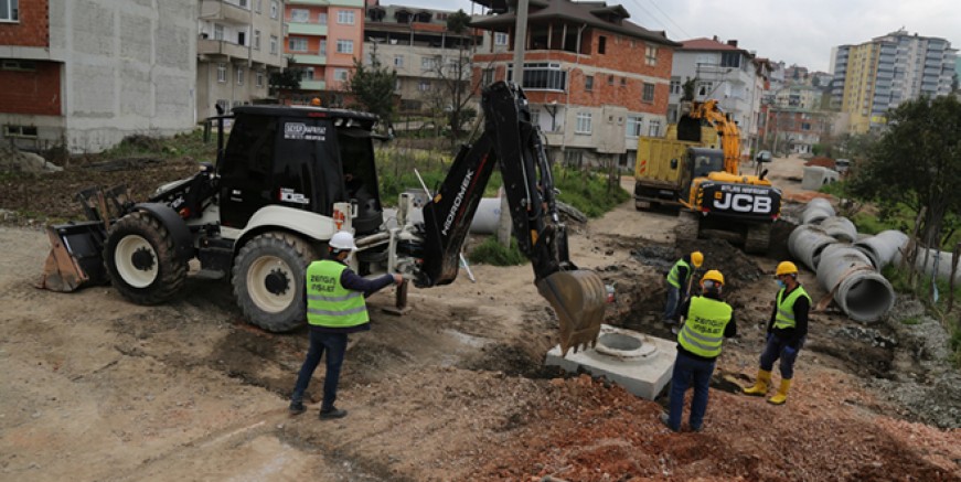 OSKİ, YILLARIN SORUNLARINI KISA SÜREDE ÇÖZÜYOR