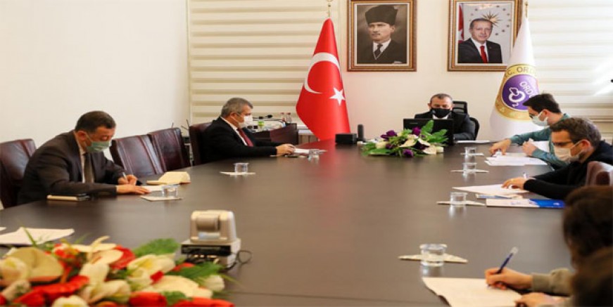 PANDEMİYE UYGUN GÖRÜNTÜLÜ HALK GÜNÜ TOPLANTISI 