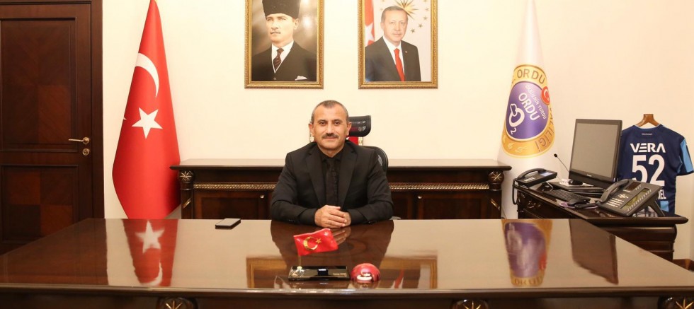 VALİ TUNCAY SONEL’İN 14 MART TIP BAYRAMI MESAJI